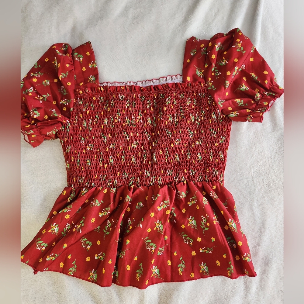 Smocked Bodice Red Ditsy Floral Print Curve Peplum Blouse Size Large Square Neck